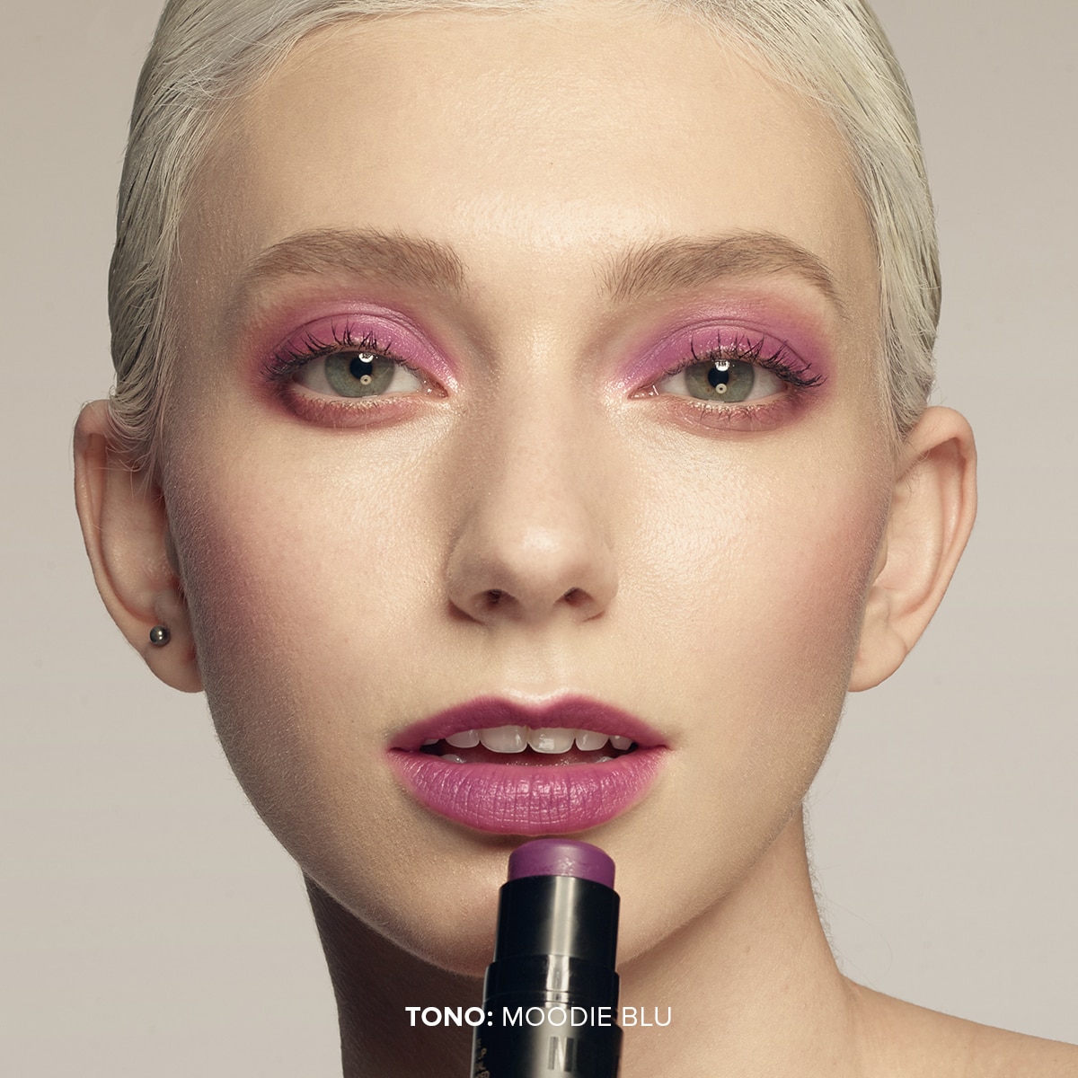 NUDIES MATTE BLUSH & BRONZE (RUBOR Y BRONCEADOR EN BARRA)